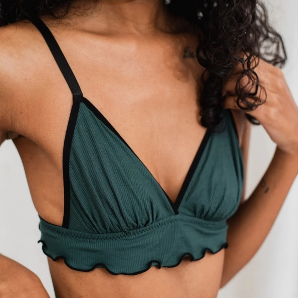 Knotty knickers- Green & Black Stripe wireless  bra-L